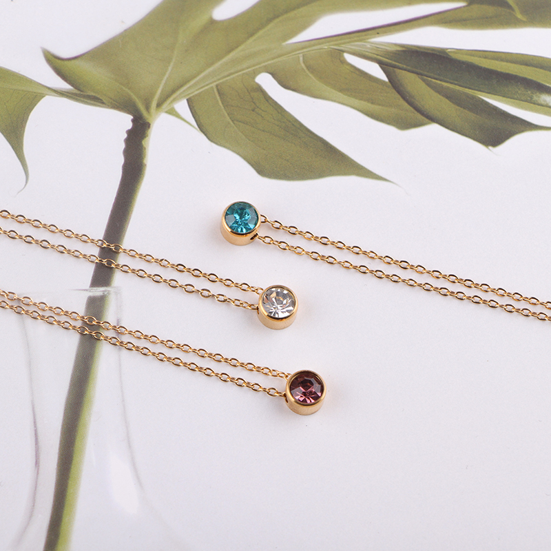 Naszyjniki z 12 urodzinami ze  – Birth Flower Necklace recenzja i cena